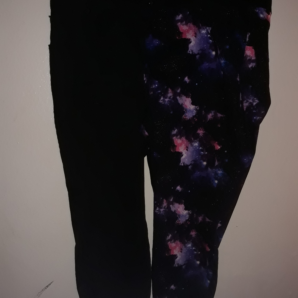 Hot Topic Denim size 28 black galaxy